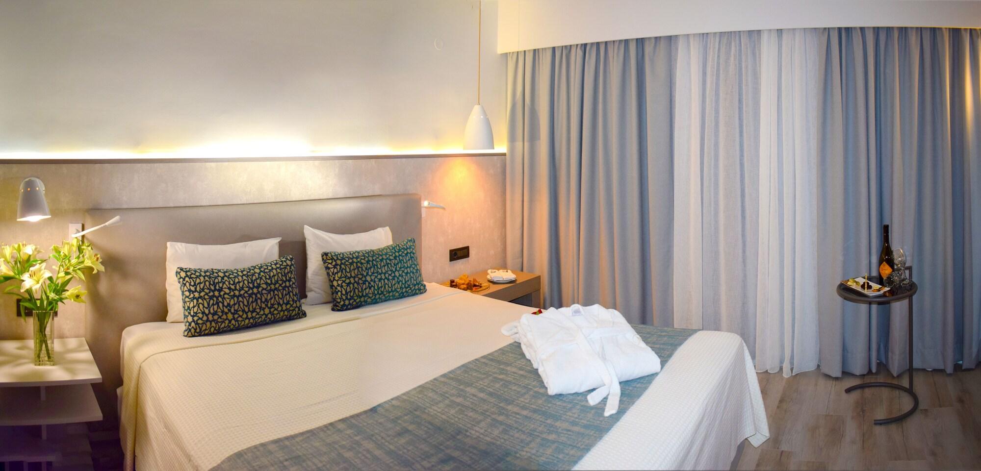 Minos Mare Hotel Platanias Extérieur photo