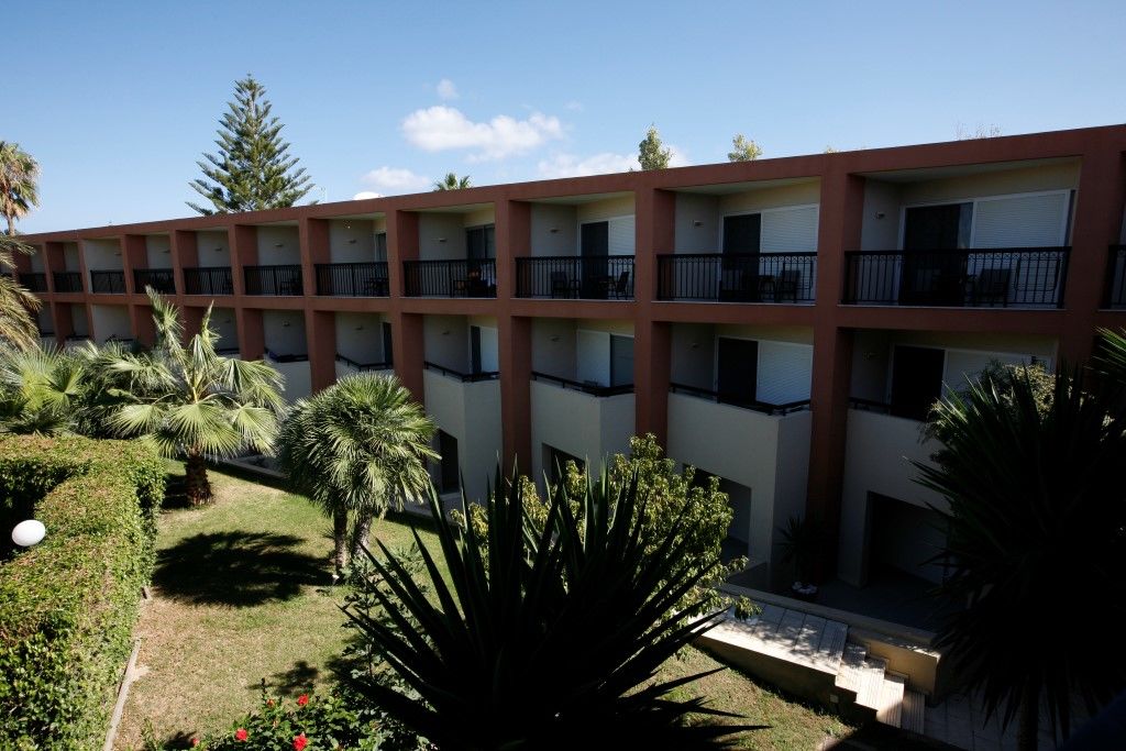 Minos Mare Hotel Platanias Extérieur photo
